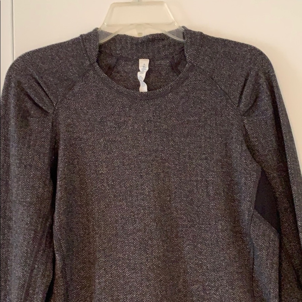 lululemon athletica Heathered Dark Gray Crewneck Long Sleeve Top
